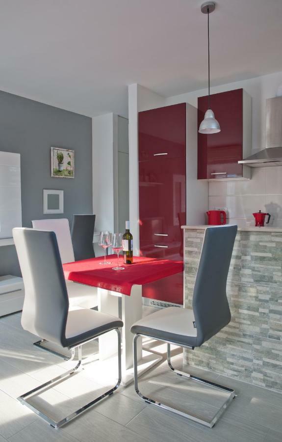 Apartment Stefania โรวีน ภายนอก รูปภาพ